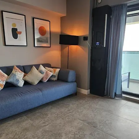 Premier Luxury Boutique Apartment Mamaia